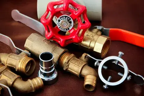 What is the Difference Between Plumbing Repair and Replacement